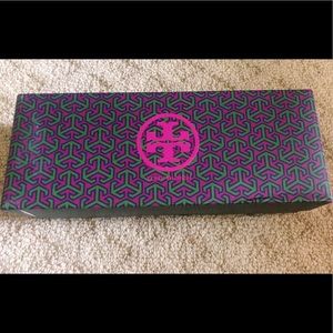 Tory Burch box